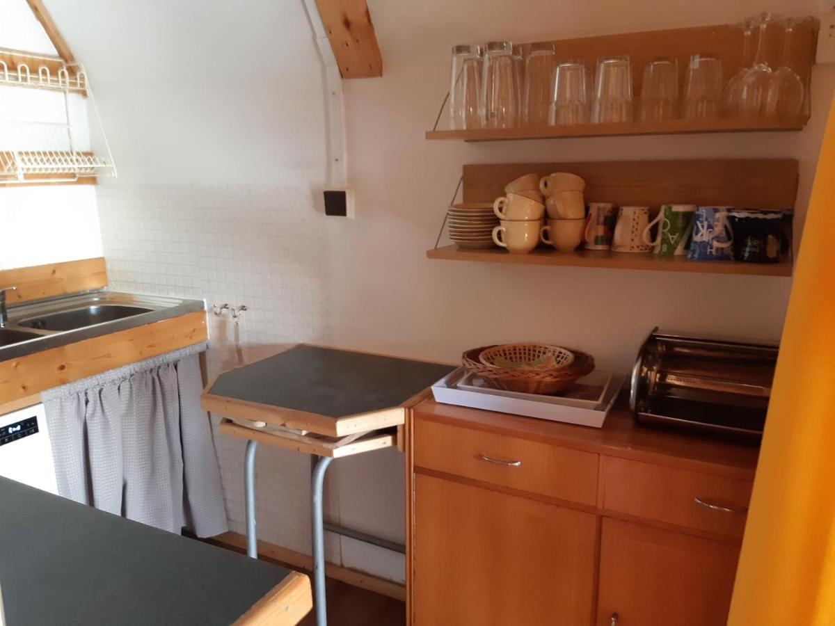 Holiday Home Zajicovi Rabyne Buitenkant foto